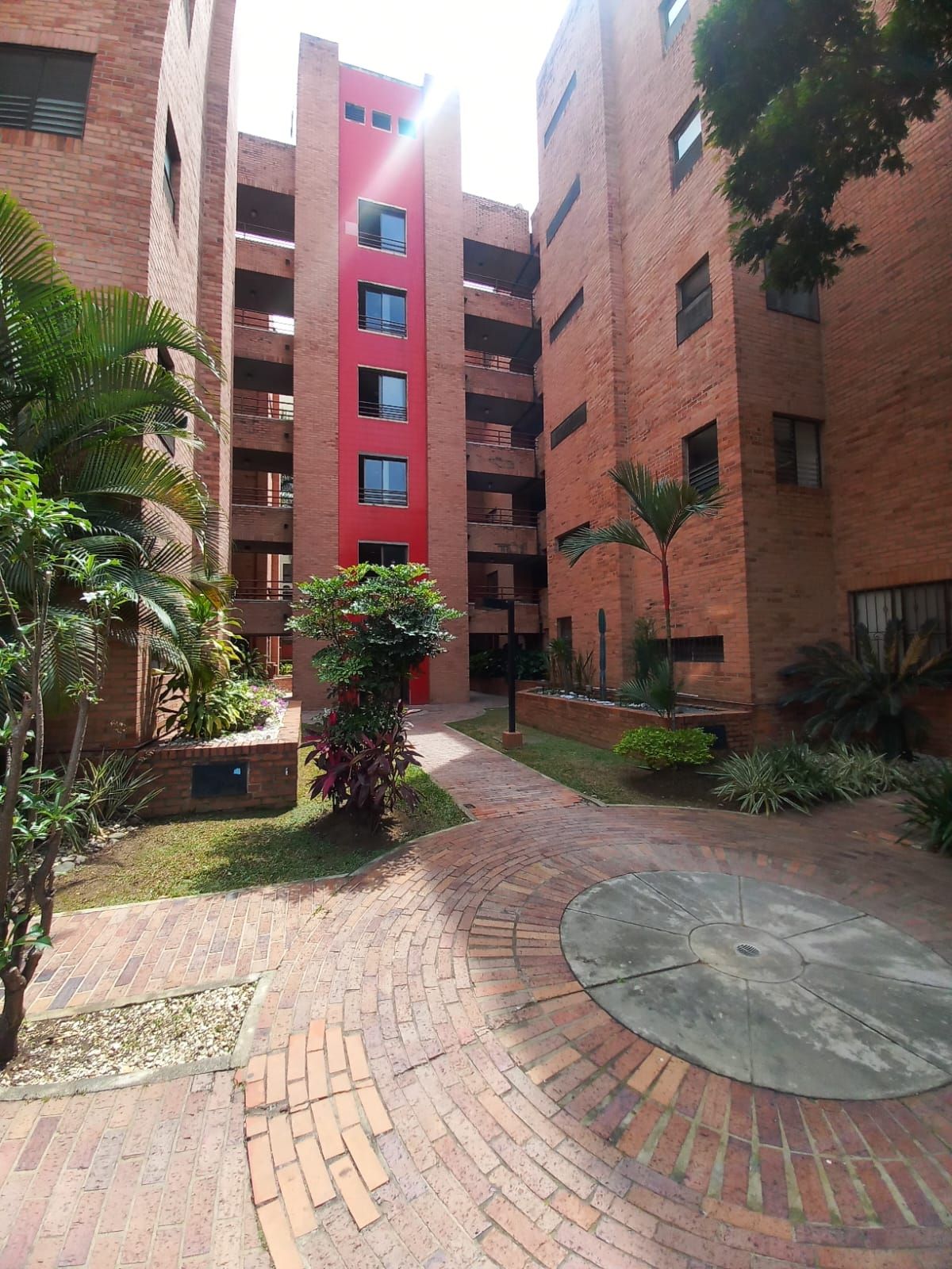 Apartamento en venta Valle Del Cauca Cali El Ingenio 130 m2 Habitaciones 3 Baños 2 Garajes 1 Precio $590000000