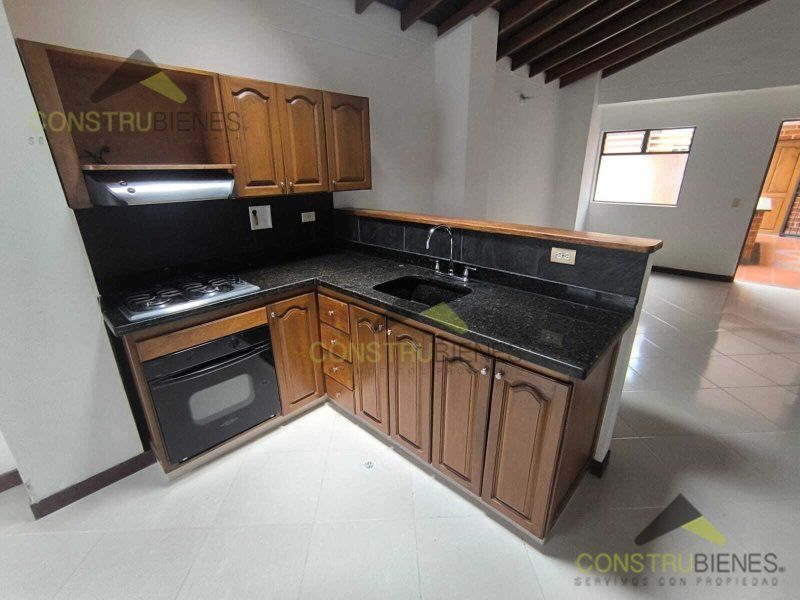 Apartamento en arriendo Antioquia Sabaneta Santa Ana 74 m2 Habitaciones 3 Baños 2 Garajes 0 Precio $1950000
