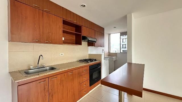 Apartamento en arriendo Antioquia Envigado La Mesa 68 m2 Habitaciones 2 Baños 2 Garajes 1 Precio $3400000
