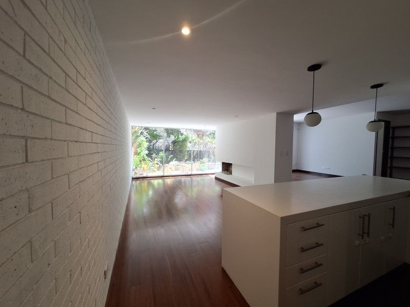 Apartamento en venta Cundinamarca Bogotá La Cabrera 100 m2 Habitaciones 3 Baños 4 Garajes 1 Precio $1250000000