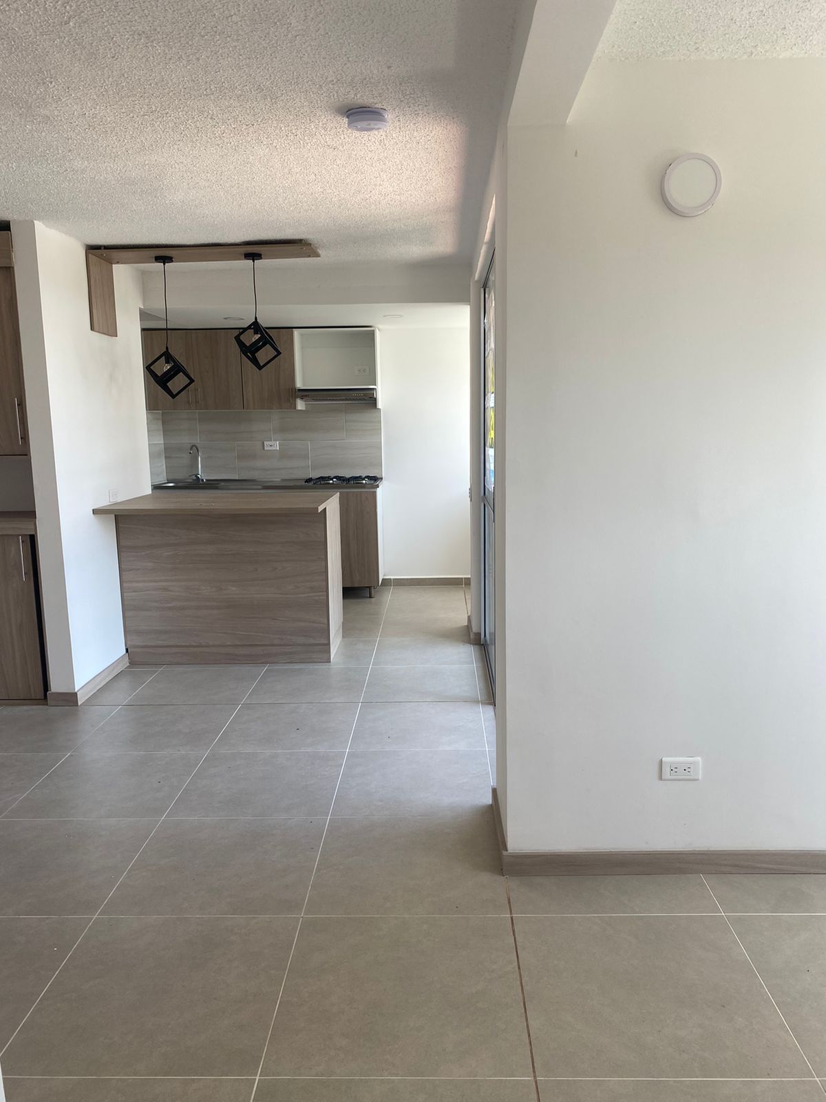 Apartamento en arriendo o venta Antioquia Rionegro Arrayanes 60 m2 Habitaciones 2 Baños 2 Garajes 1 Precio venta $360000000 Precio arriendo $1550000
