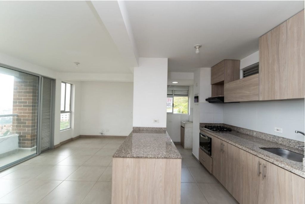 Apartamento en venta Antioquia Medellín Naranjal 77 m2 Habitaciones 3 Baños 2 Garajes 1 Precio $500000000