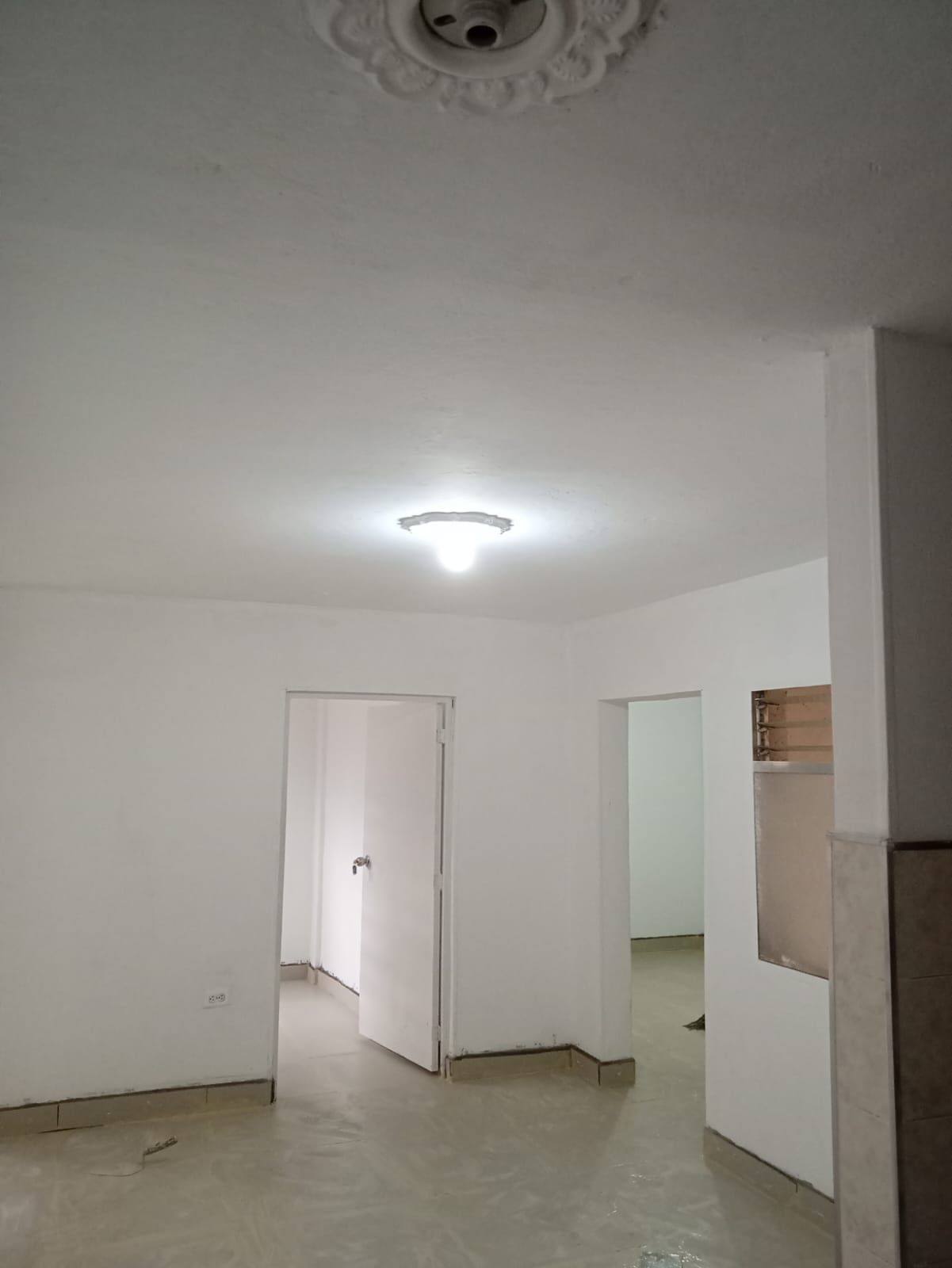 Apartamento en arriendo Antioquia Medellín La Pradera 85 m2 Habitaciones 3 Baños 1 Garajes 0 Precio $1800000