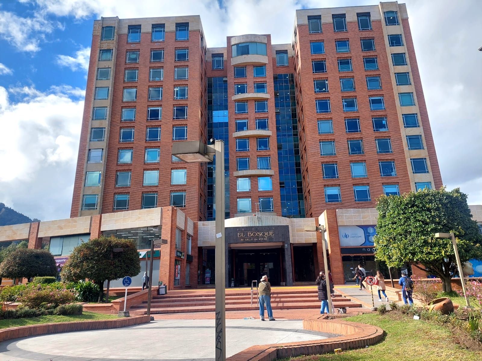 Consultorio en arriendo Cundinamarca Bogotá Contador 37 m2 Habitaciones 0 Baños 1 Garajes 1 Precio $3500000