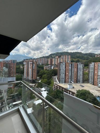 Apartamento en arriendo Antioquia Medellín Loma Del Barro 75 m2 Habitaciones 2 Baños 2 Garajes 1 Precio $3100000