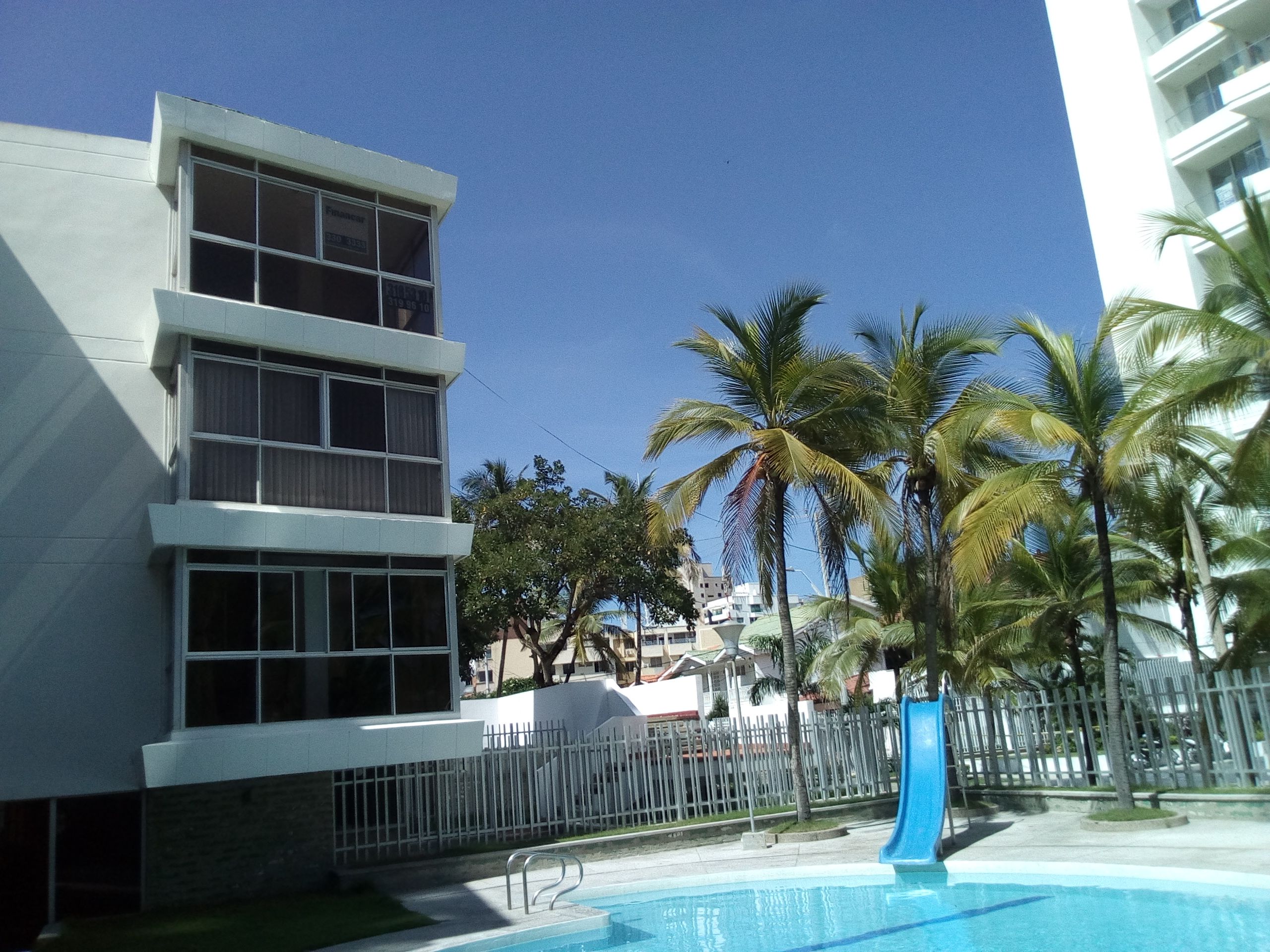 Apartamento en arriendo Atlántico Barranquilla Altos De Riomar 121 m2 Habitaciones 2 Baños 3 Garajes 2 Precio $2238000