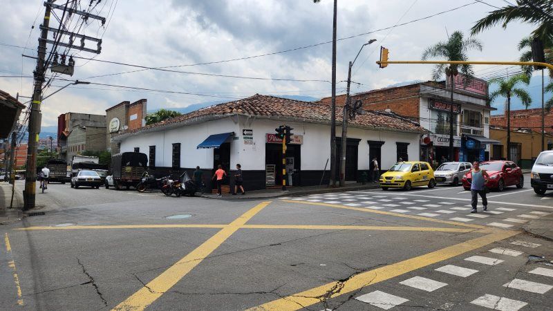 Casa en arriendo Antioquia Envigado Vientos De La Colina 400 m2 Habitaciones 5 Baños 6 Garajes 0 Precio $17000000
