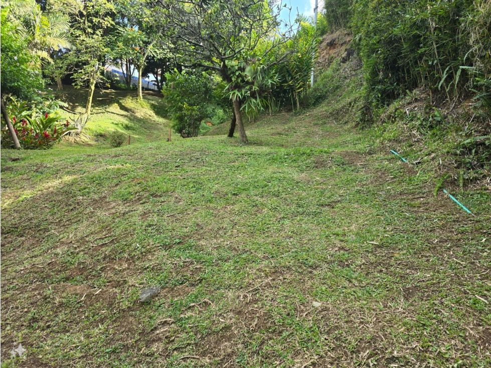 Lote en venta Antioquia Sabaneta Los Alcázares 365 m2 Habitaciones 0 Baños 0 Garajes 0 Precio $510000000