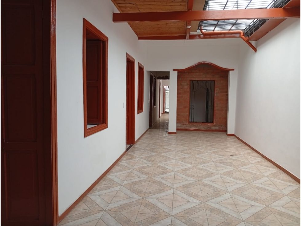 Casa en venta Antioquia Medellín Boston 257 m2 Habitaciones 5 Baños 3 Garajes 1 Precio $695000000