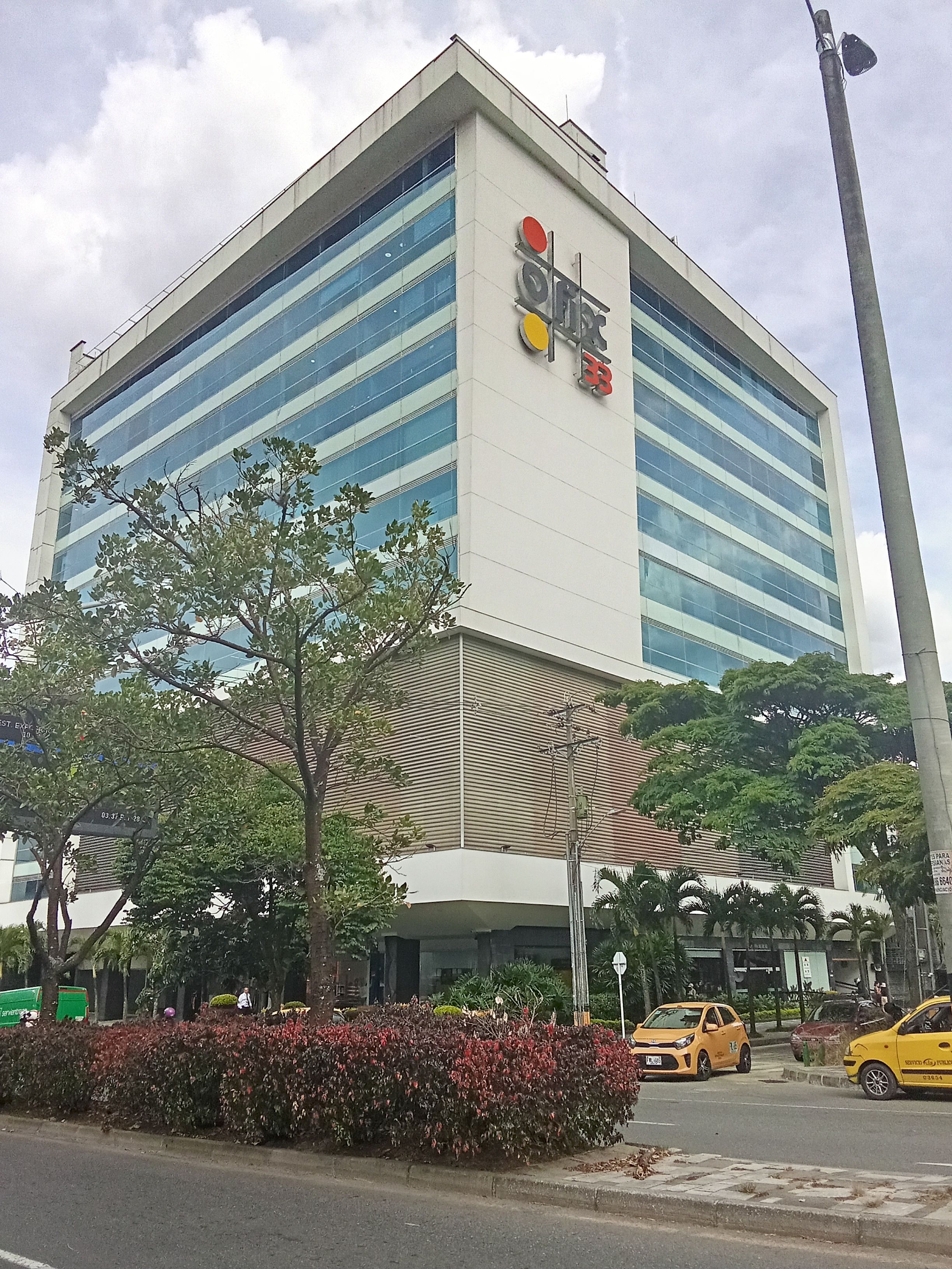 Oficina en arriendo Antioquia Medellín Chile 35 m2 Habitaciones 0 Baños 1 Garajes 1 Precio $2850000