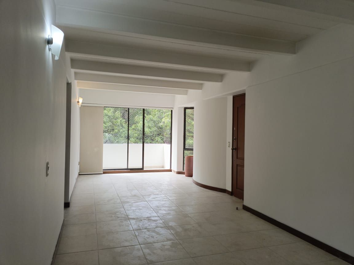 Apartamento en arriendo Antioquia Medellín La Mota 85 m2 Habitaciones 3 Baños 2 Garajes 1 Precio $2600000