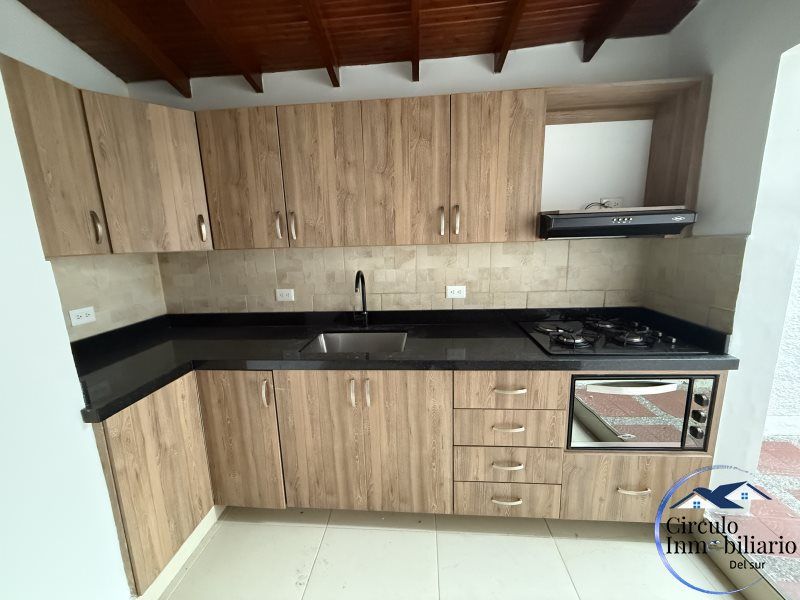Casa en arriendo Antioquia Envigado Trianon 144 m2 Habitaciones 4 Baños 2 Garajes 0 Precio $3500000