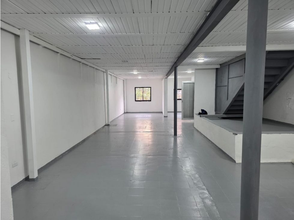 Bodega en arriendo Antioquia Medellín Cristo Rey 170 m2 Habitaciones 0 Baños 1 Garajes 0 Precio $4600000