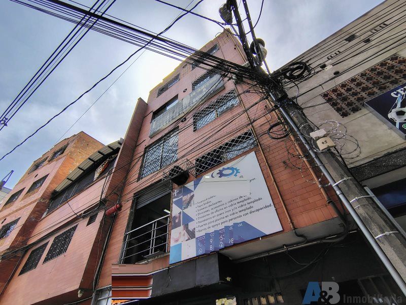 Bodega en arriendo Antioquia Medellín Shellmar 100 m2 Habitaciones 0 Baños 2 Garajes 0 Precio $3500000