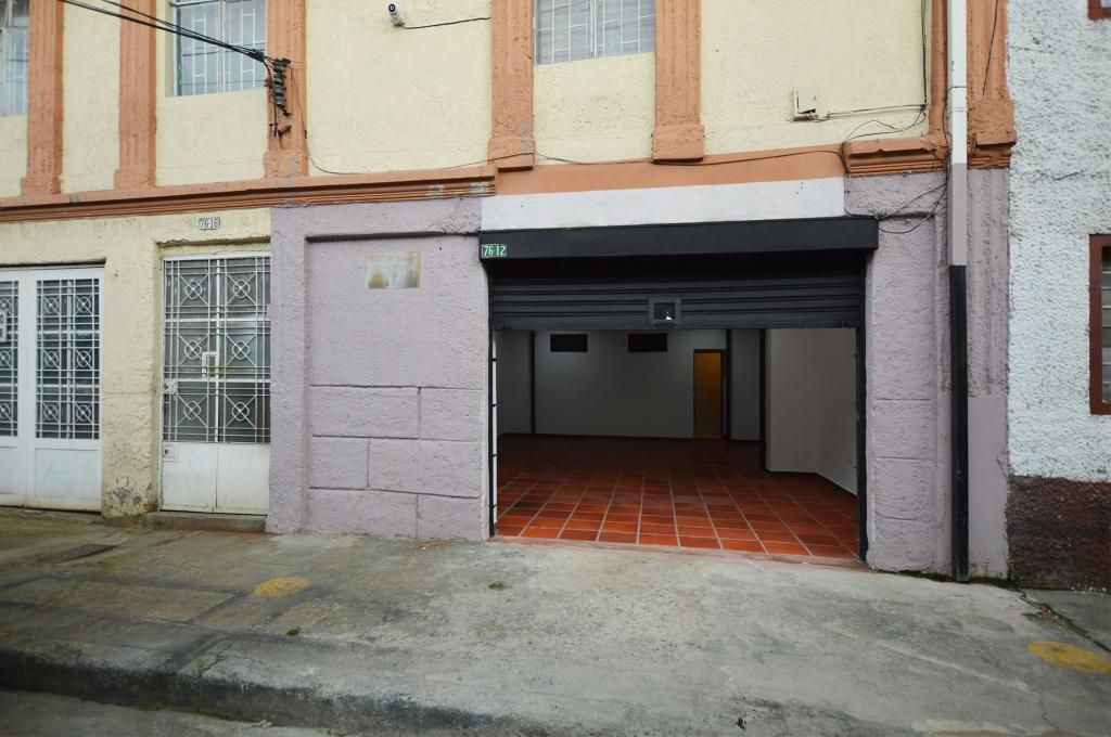 Local en arriendo Cundinamarca Bogotá Juan Xxiii 38 m2 Habitaciones 0 Baños 1 Garajes 0 Precio $1500000