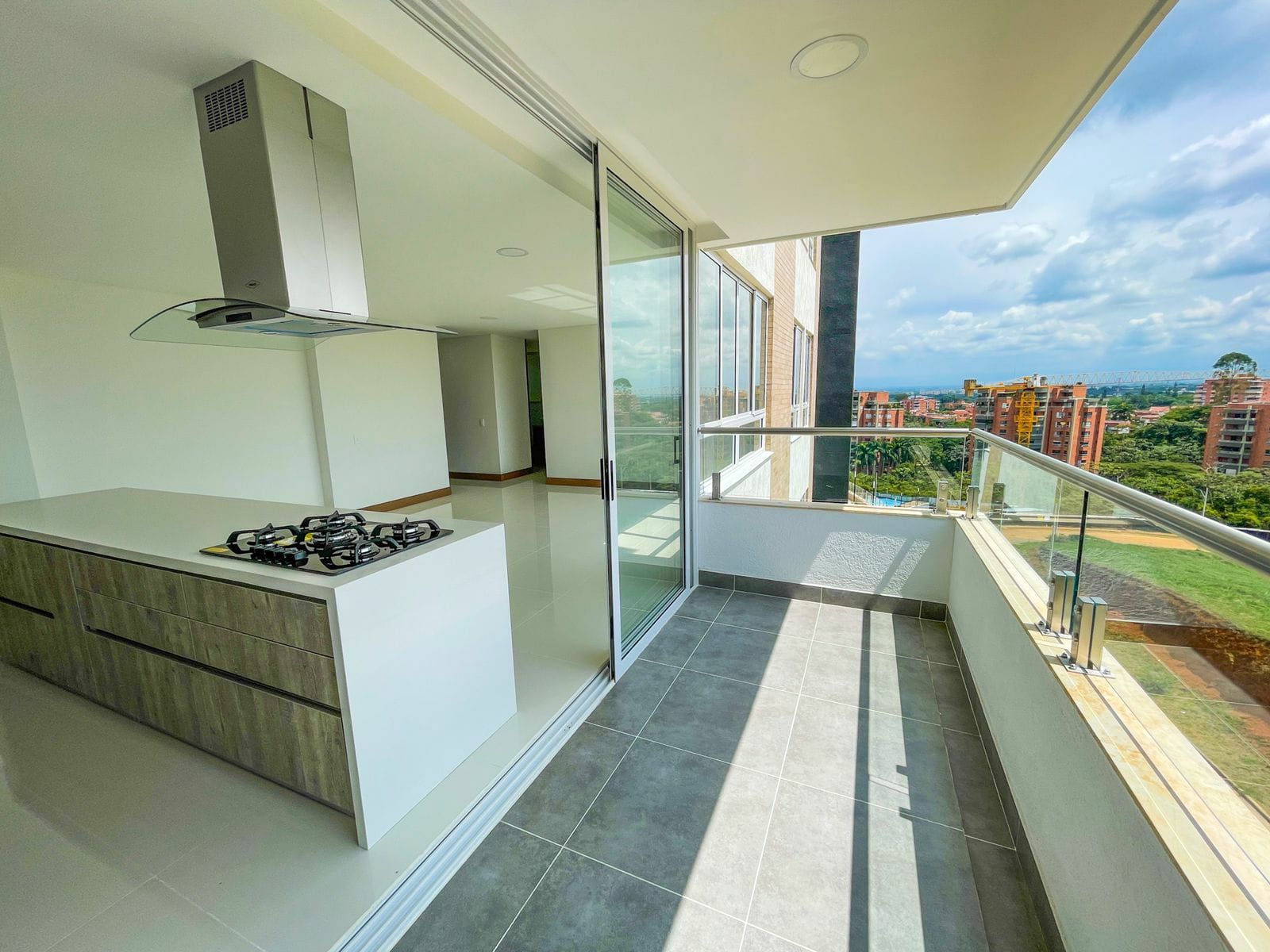 Apartamento en venta Valle Del Cauca Cali Cali 118 m2 Habitaciones 3 Baños 2 Garajes 2 Precio $750000000