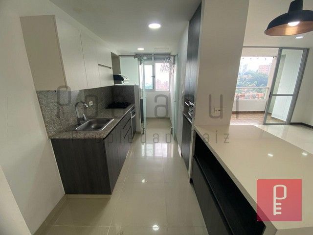 Apartamento en arriendo Antioquia Envigado El Esmeraldal 88 m2 Habitaciones 3 Baños 2 Garajes 1 Precio $4100000