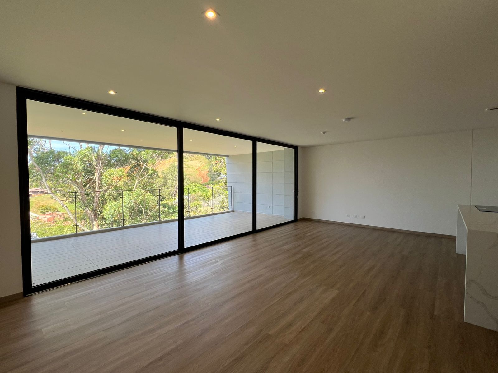 Apartamento en arriendo Antioquia Rionegro Ub Pietra Santa Et Iv 130 m2 Habitaciones 2 Baños 3 Garajes 2 Precio $6900000