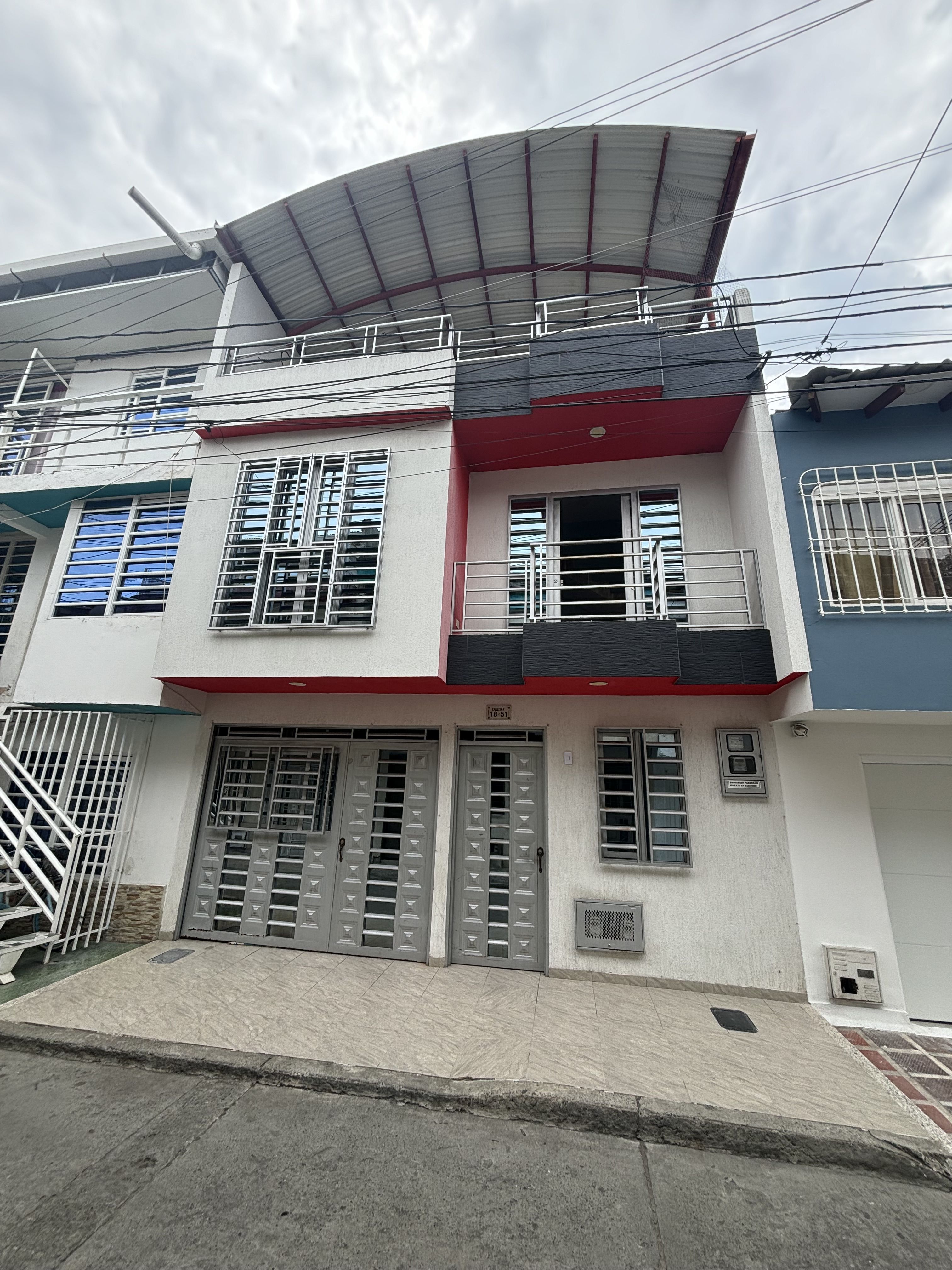 Casa en venta Valle Del Cauca Tuluá Progresar 240 m2 Habitaciones 6 Baños 4 Garajes 1 Precio $400000000