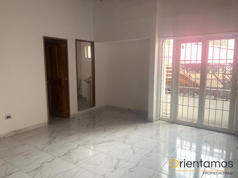 Oficina en arriendo Antioquia Medellín Colombia 65 m2 Habitaciones 0 Baños 1 Garajes 0 Precio $2500000
