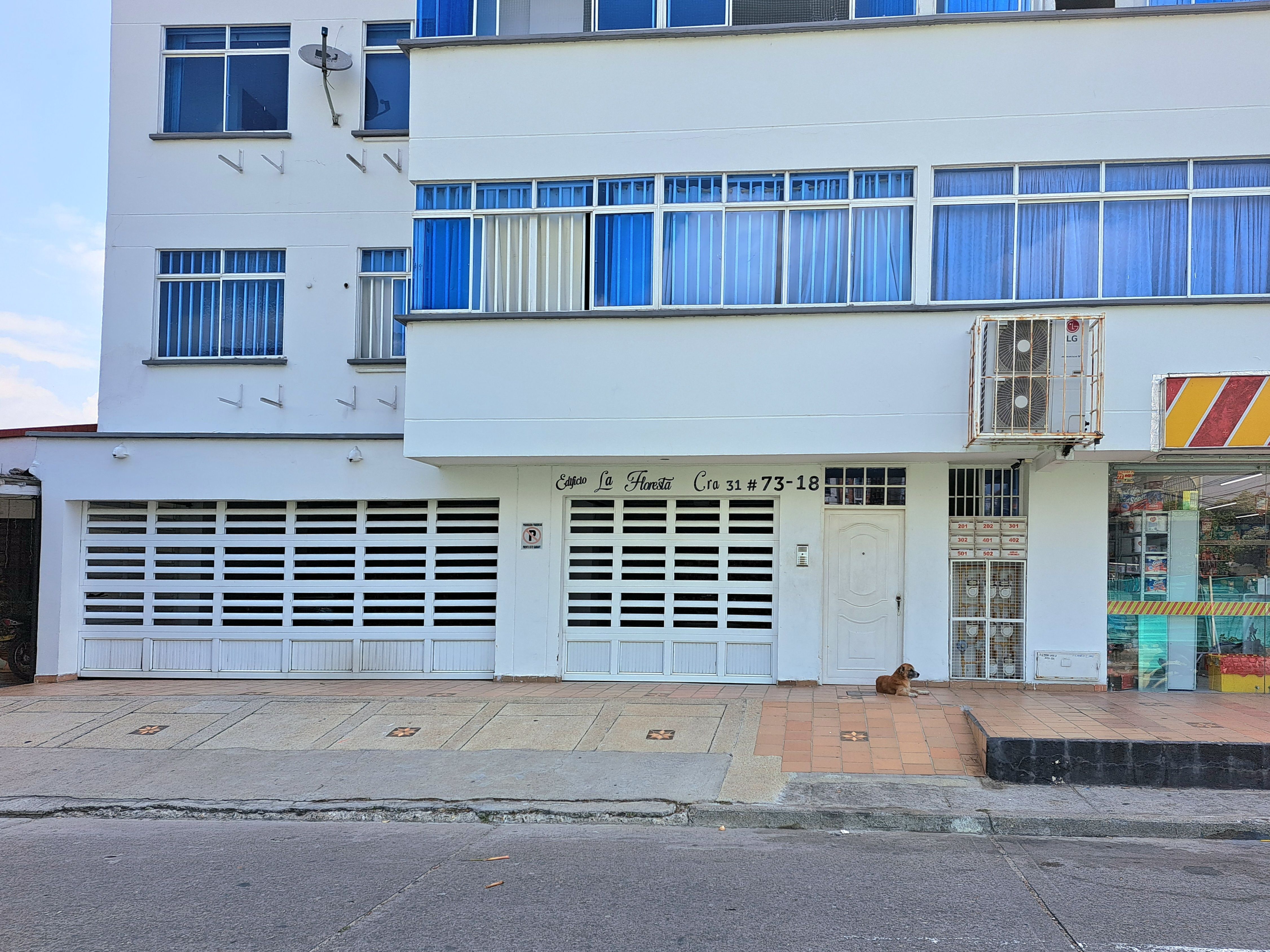 Apartamento en arriendo Santander Barrancabermeja La Floresta 82 m2 Habitaciones 3 Baños 2 Garajes 1 Precio $1200000