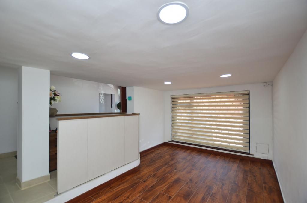 Casa en arriendo Cundinamarca Bogotá Quinta Camacho 680 m2 Habitaciones 12 Baños 6 Garajes 8 Precio $21500000