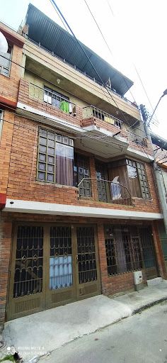 Casa en venta Cundinamarca Mosquera Villa Sajonia 288 m2 Habitaciones 9 Baños 4 Garajes 1 Precio $760000000