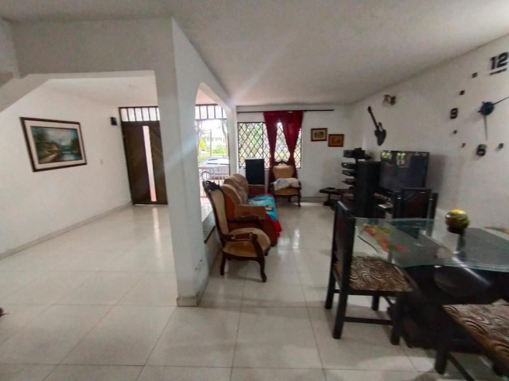 Casa en venta Valle Del Cauca Cali Ciudad 2000 180 m2 Habitaciones 5 Baños 2 Garajes 1 Precio $399000000