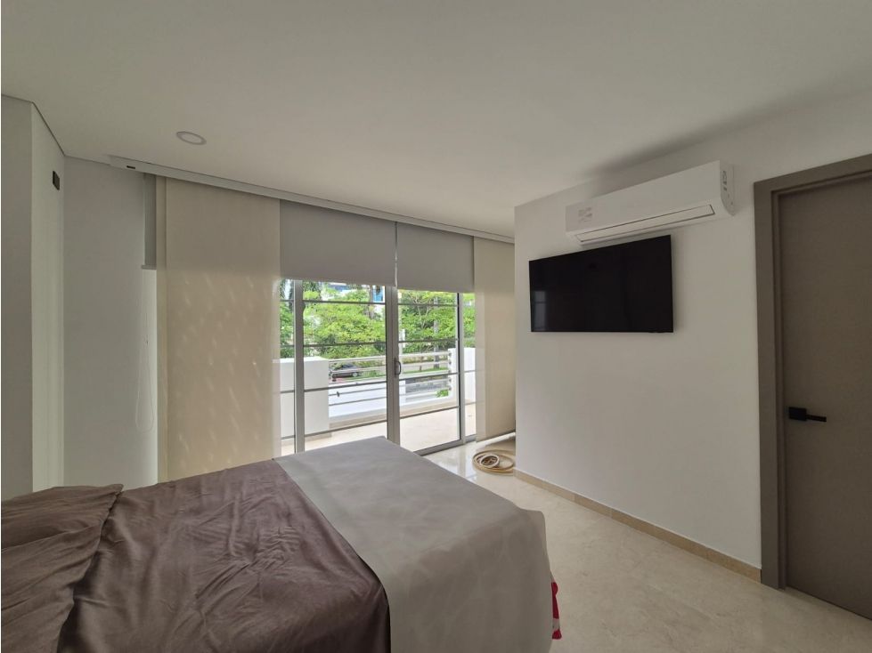 Casa en venta Cundinamarca Bogotá La Esmeralda 400 m2 Habitaciones 4 Baños 5 Garajes 2 Precio $3100000000