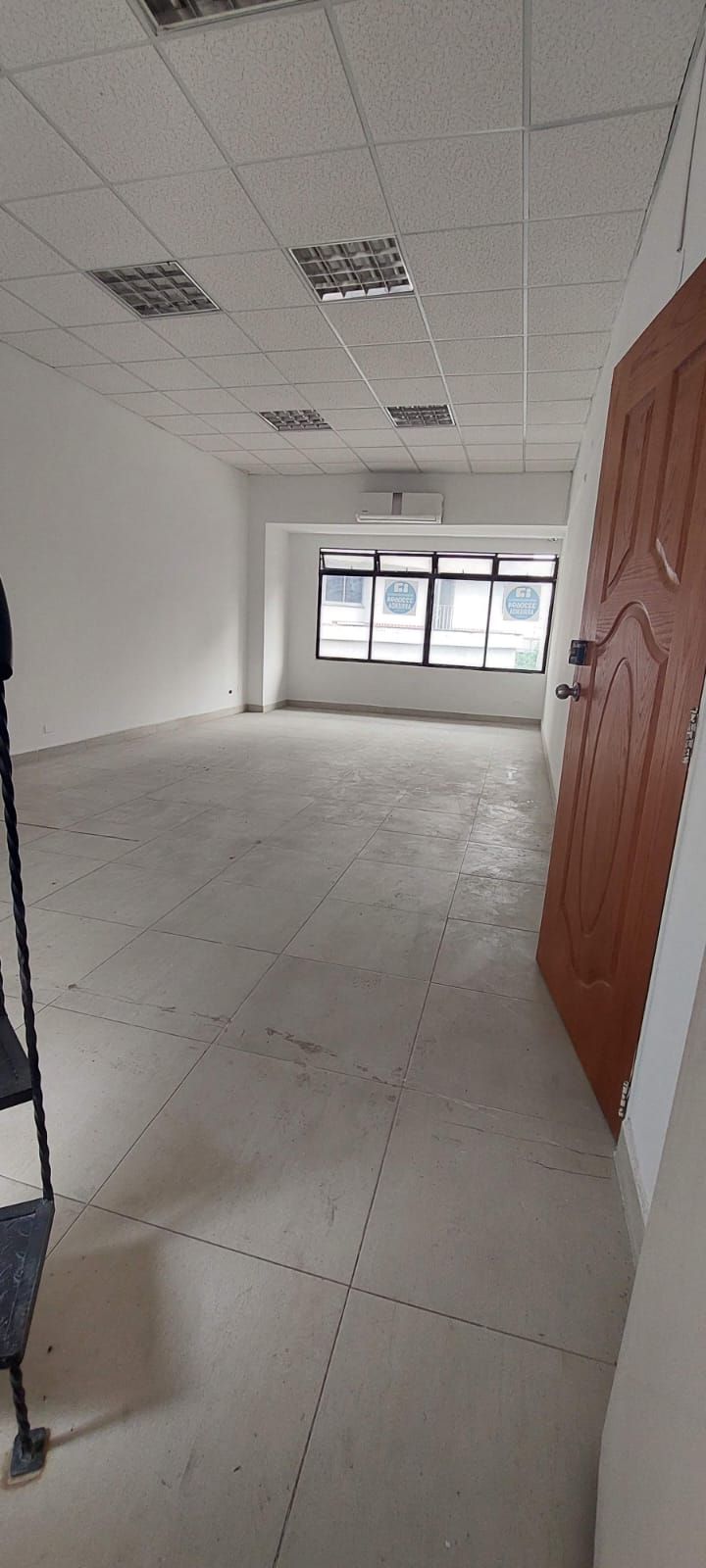 Oficina en arriendo o venta Antioquia Medellín La Candelaria 57 m2 Habitaciones 0 Baños 2 Garajes 0 Precio venta $200000000 Precio arriendo $2100000