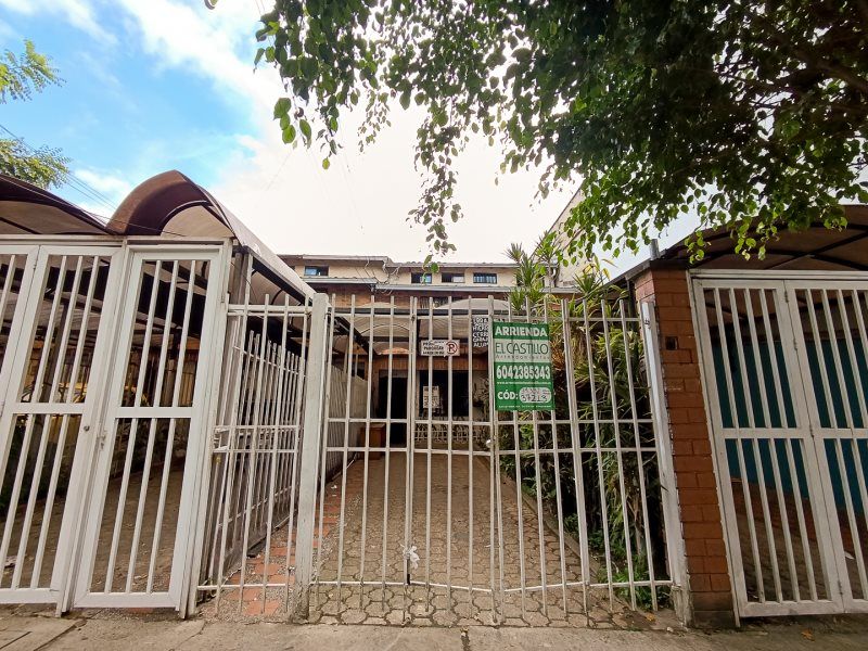 Apartaestudio en arriendo Antioquia Medellín Belen 12 m2 Habitaciones 1 Baños 1 Garajes 0 Precio $1200000