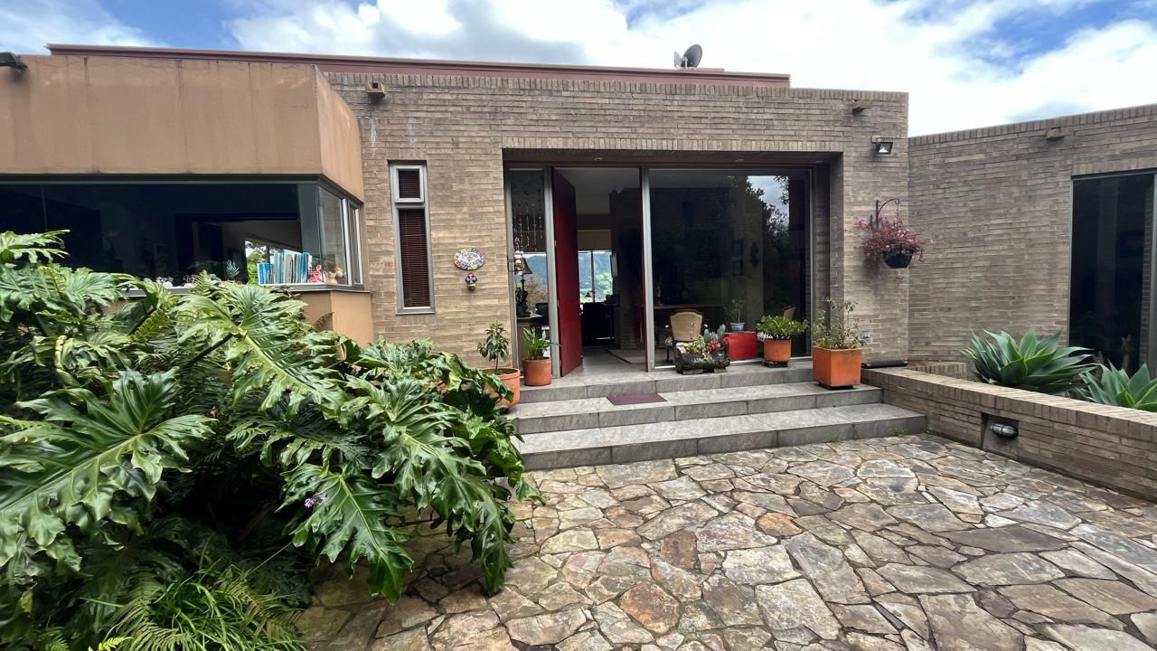 Finca en venta Cundinamarca Tabio Tabio 328 m2 Habitaciones 3 Baños 4 Garajes 4 Precio $1900000000