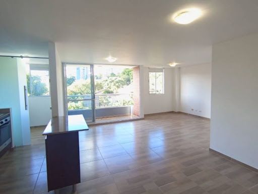 Apartamento en arriendo Antioquia Envigado El Esmeraldal 77 m2 Habitaciones 2 Baños 2 Garajes 2 Precio $3600000