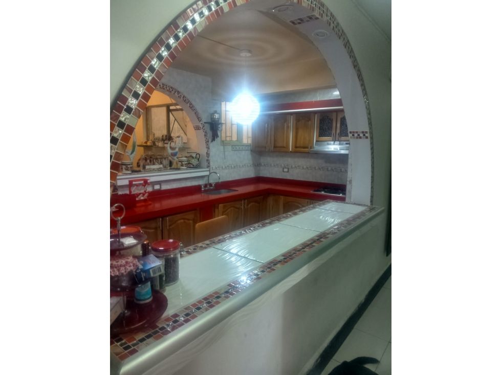 Apartamento en venta Caldas Manizales Los Agustinos 200 m2 Habitaciones 6 Baños 3 Garajes 0 Precio $480000000