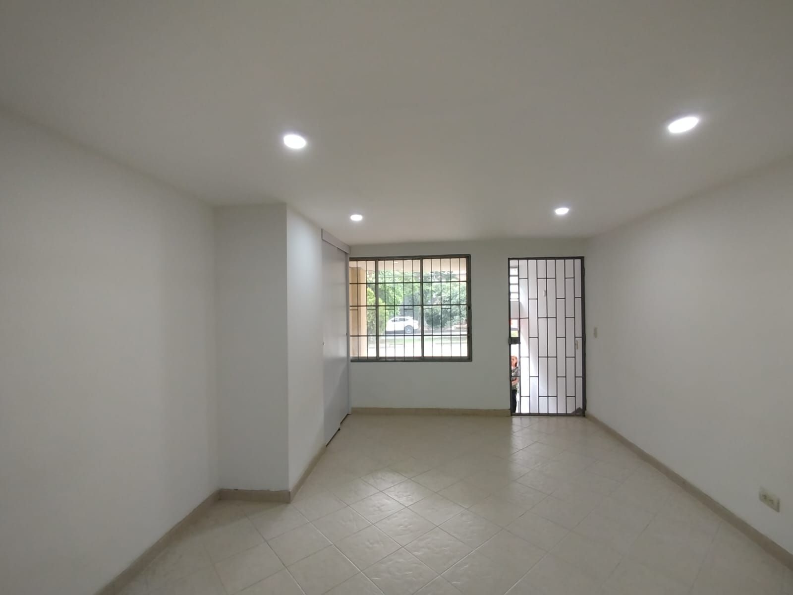 Apartaestudio en arriendo Antioquia Medellín Granada 40 m2 Habitaciones 0 Baños 1 Garajes 0 Precio $1400000