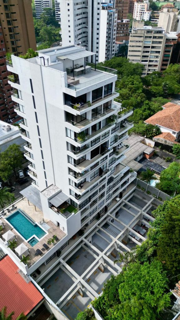 Apartamento en venta Valle Del Cauca Cali Aguacatal 62 m2 Habitaciones 1 Baños 1 Garajes 1 Precio $620000000