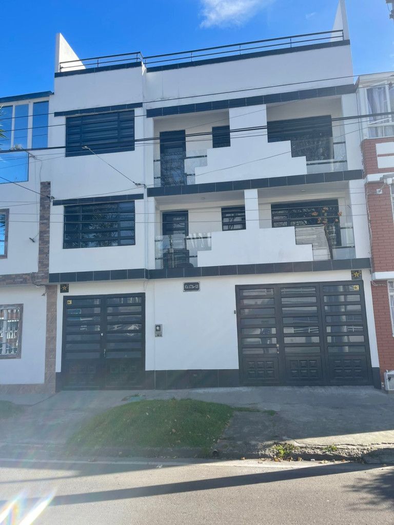 Casa en venta Cundinamarca Bogotá Glorieta De Las Américas 200 m2 Habitaciones 3 Baños 6 Garajes 2 Precio $600000000