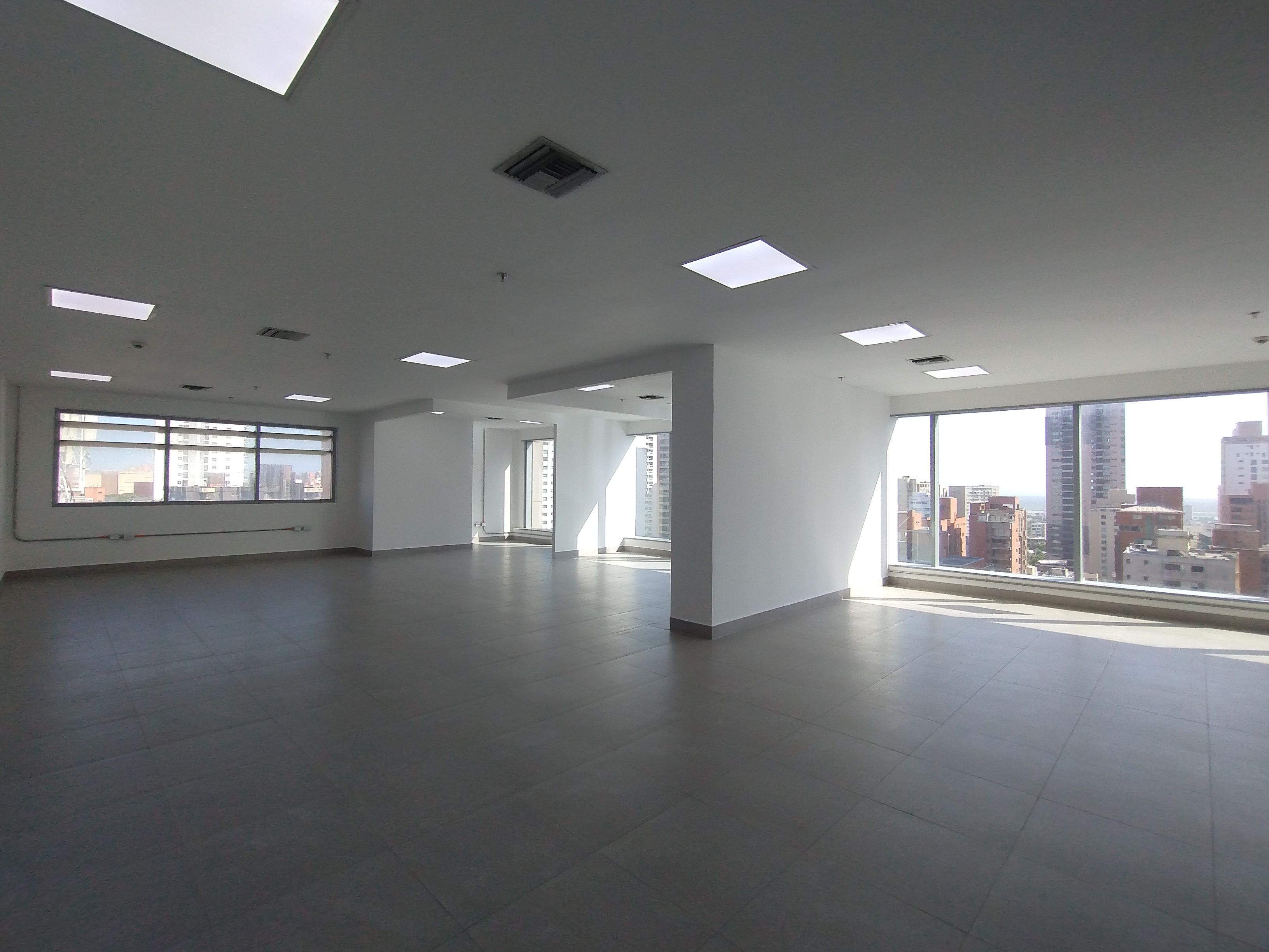 Oficina en arriendo Atlántico Barranquilla Altos Del Prado 153 m2 Habitaciones 0 Baños 0 Garajes 0 Precio $12380000