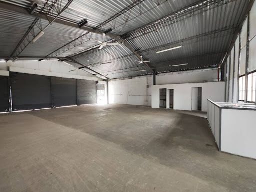 Bodega en arriendo Antioquia Medellín Las Palmas 500 m2 Habitaciones 0 Baños 4 Garajes 0 Precio $15000000