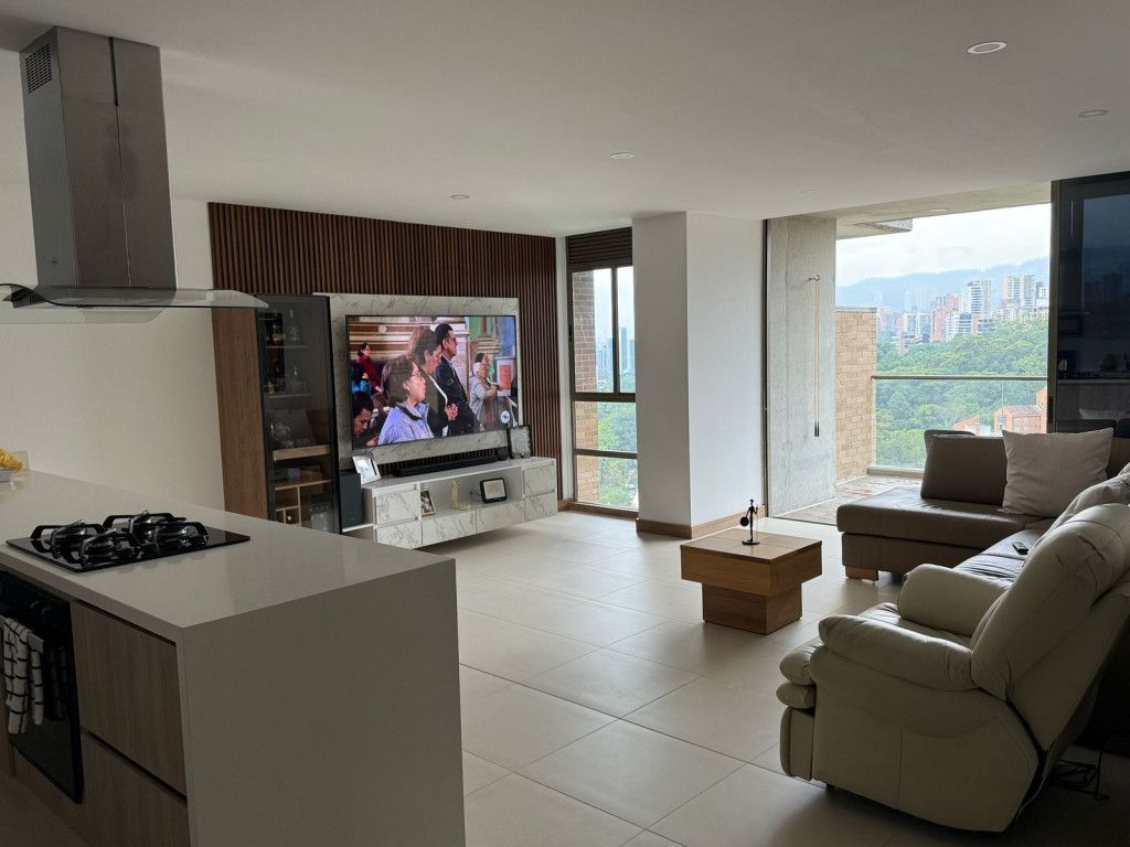 Apartamento en venta Antioquia Envigado Alcalá 146 m2 Habitaciones 3 Baños 3 Garajes 2 Precio $1300000000