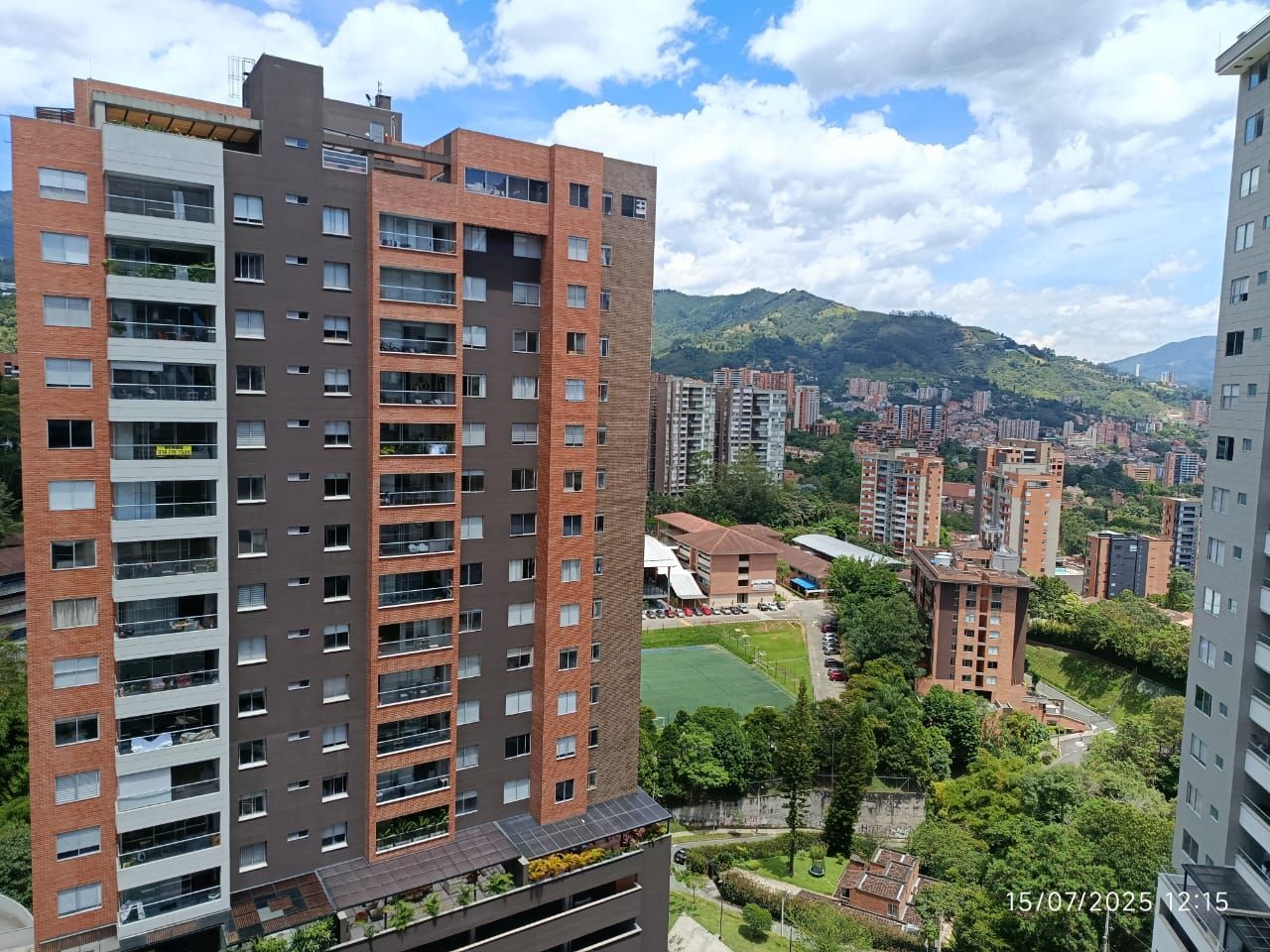 Apartamento en arriendo Antioquia Envigado Quintas De La Serrania 100 m2 Habitaciones 3 Baños 2 Garajes 0 Precio $4500000