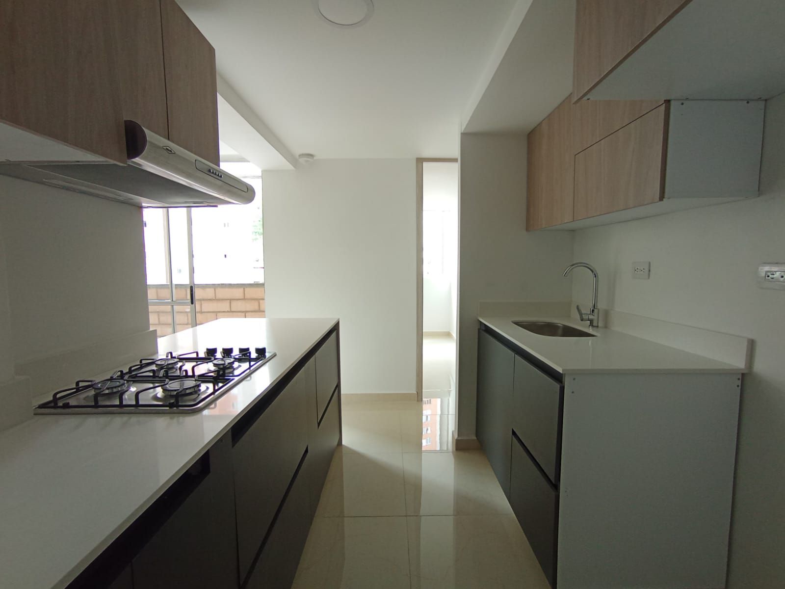 Apartamento en arriendo Antioquia Medellín Urbanizacion Manesa 55 m2 Habitaciones 3 Baños 2 Garajes 0 Precio $1800000