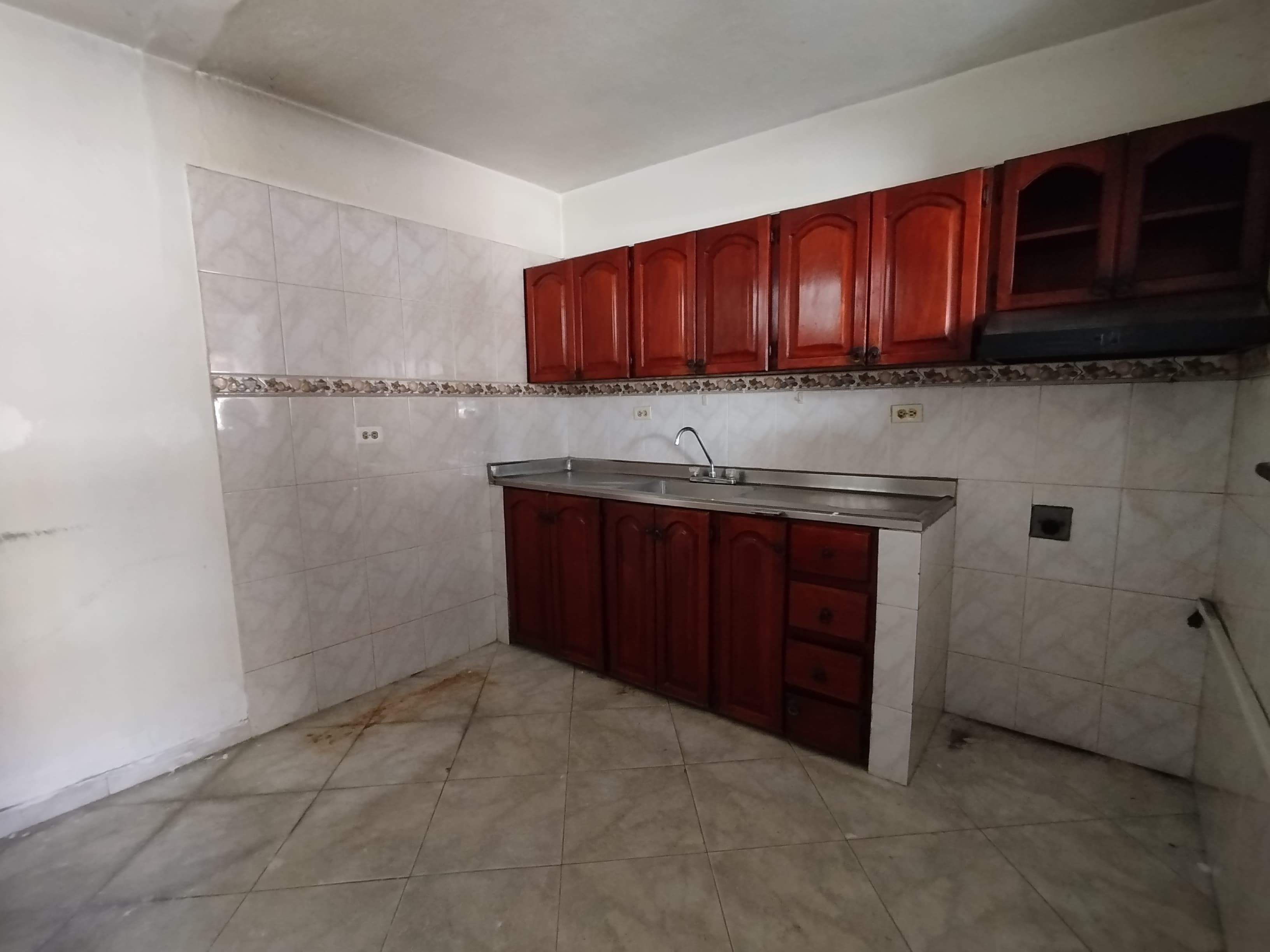 Apartamento en arriendo Antioquia Medellín Castilla 68 m2 Habitaciones 3 Baños 2 Garajes 0 Precio $1550000