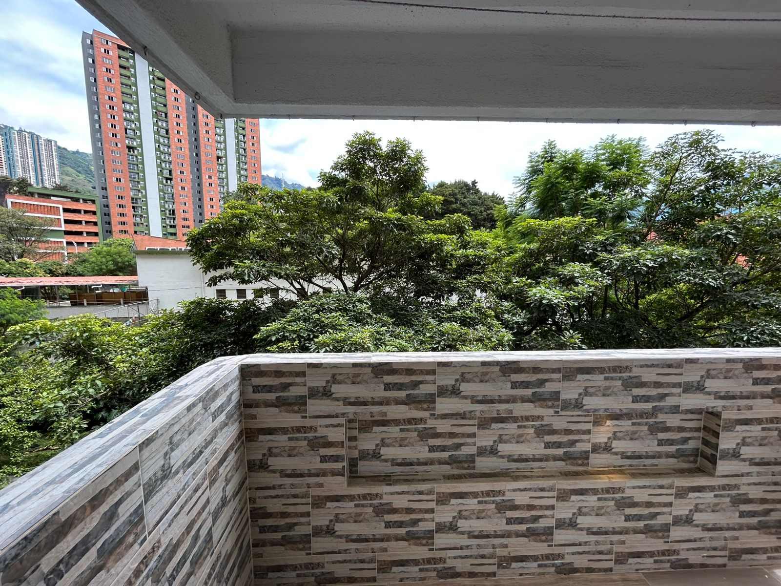 Apartamento en arriendo Antioquia Bello Hospital Mental 65 m2 Habitaciones 3 Baños 2 Garajes 0 Precio $1900000