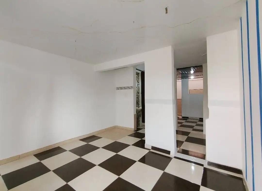 Local en arriendo Cundinamarca Soacha San Luis 40 m2 Habitaciones 0 Baños 1 Garajes 0 Precio $1050000