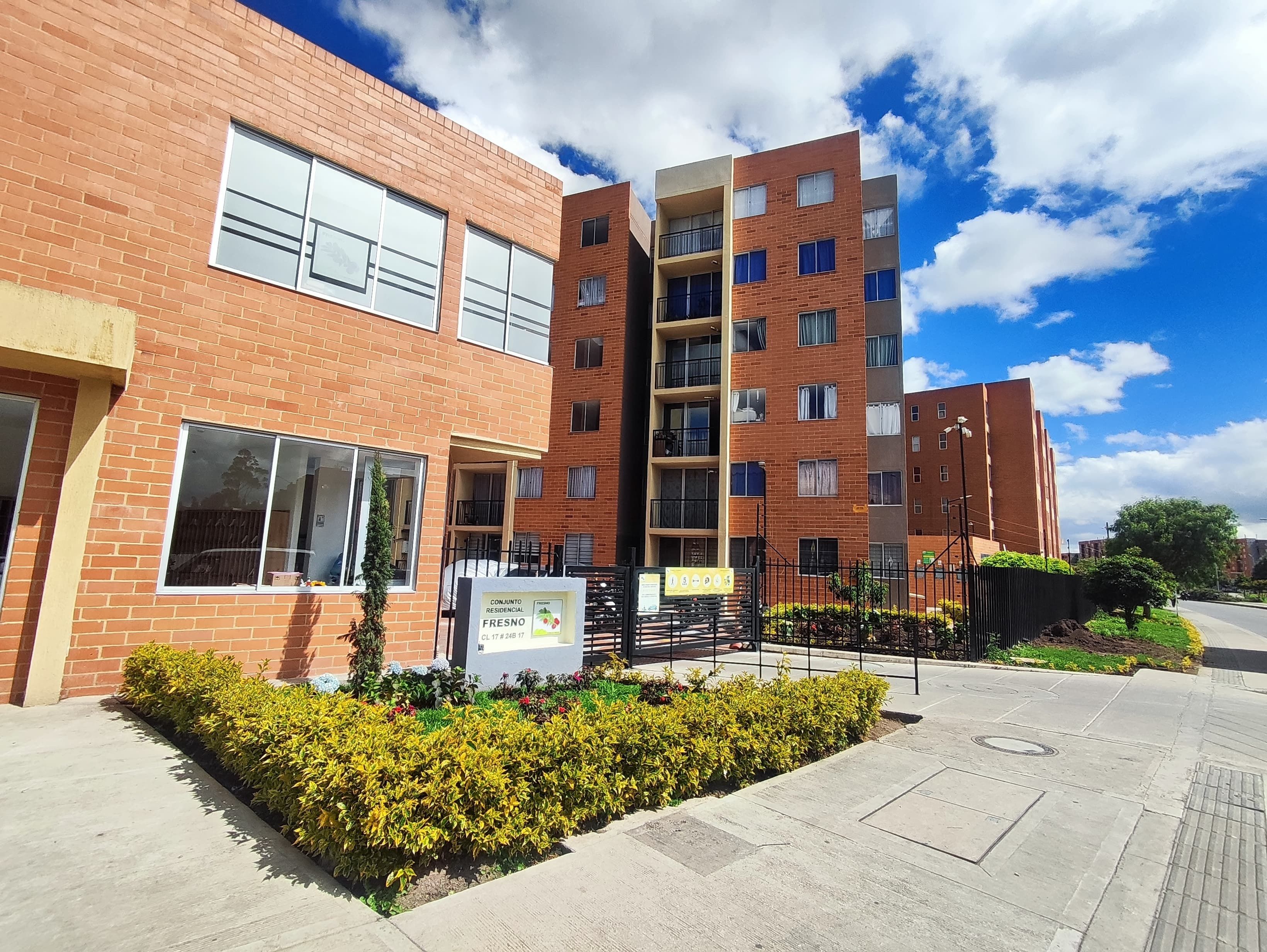 Apartamento en arriendo Cundinamarca Soacha Cr Sauco 60 m2 Habitaciones 3 Baños 2 Garajes 0 Precio $1120000