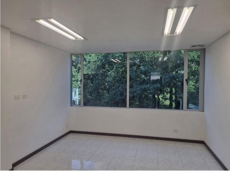 Oficina en venta Antioquia Medellín Las Esmeraldas 45 m2 Habitaciones 0 Baños 1 Garajes 1 Precio $500000000