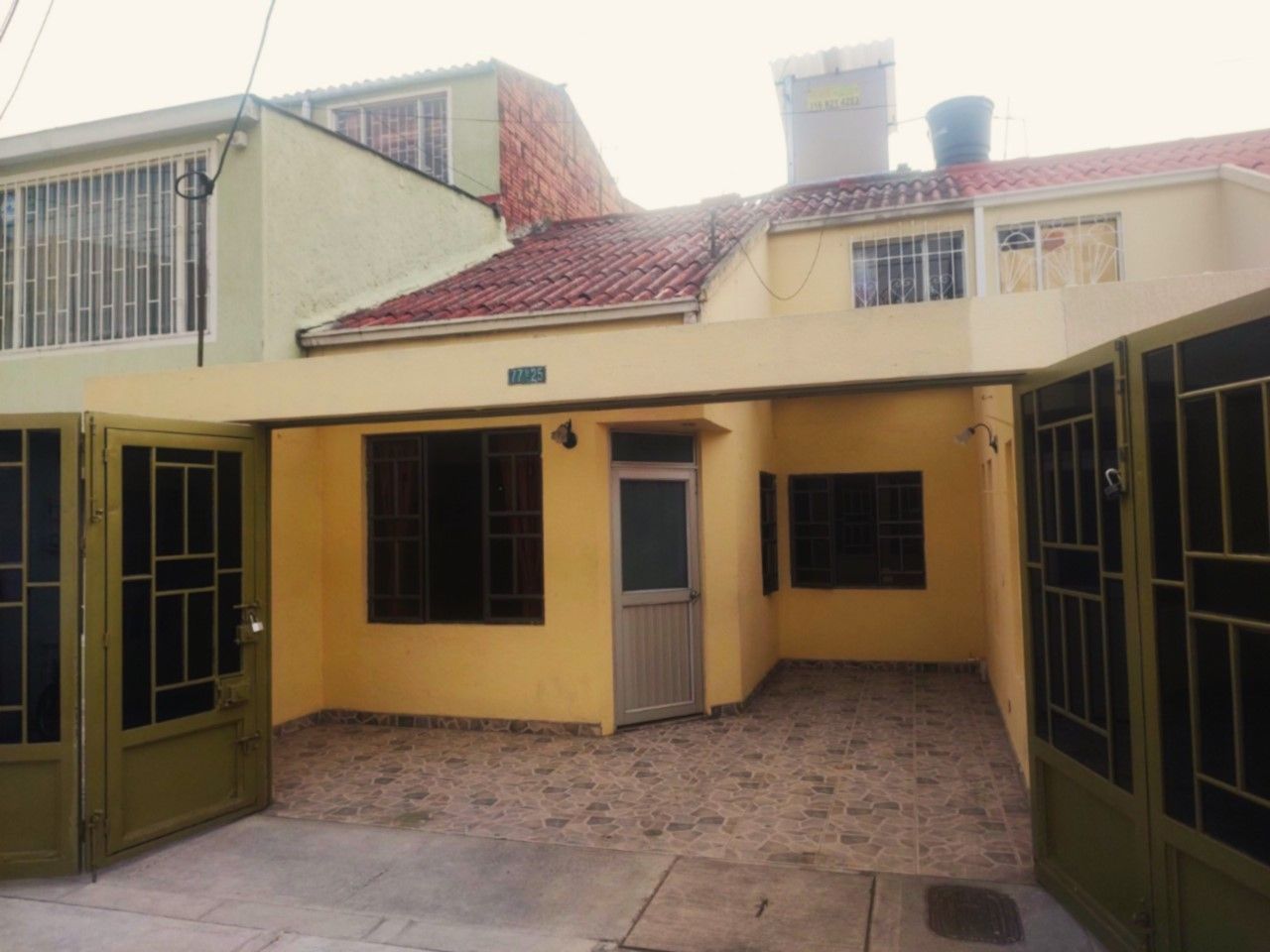 Apartamento en arriendo Cundinamarca Bogotá La Igualdad 50 m2 Habitaciones 3 Baños 2 Garajes 1 Precio $500000