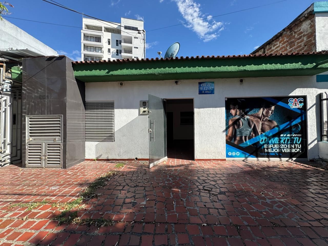 Local en arriendo Huila Neiva Altico 150 m2 Habitaciones 0 Baños 2 Garajes 1 Precio $2500000