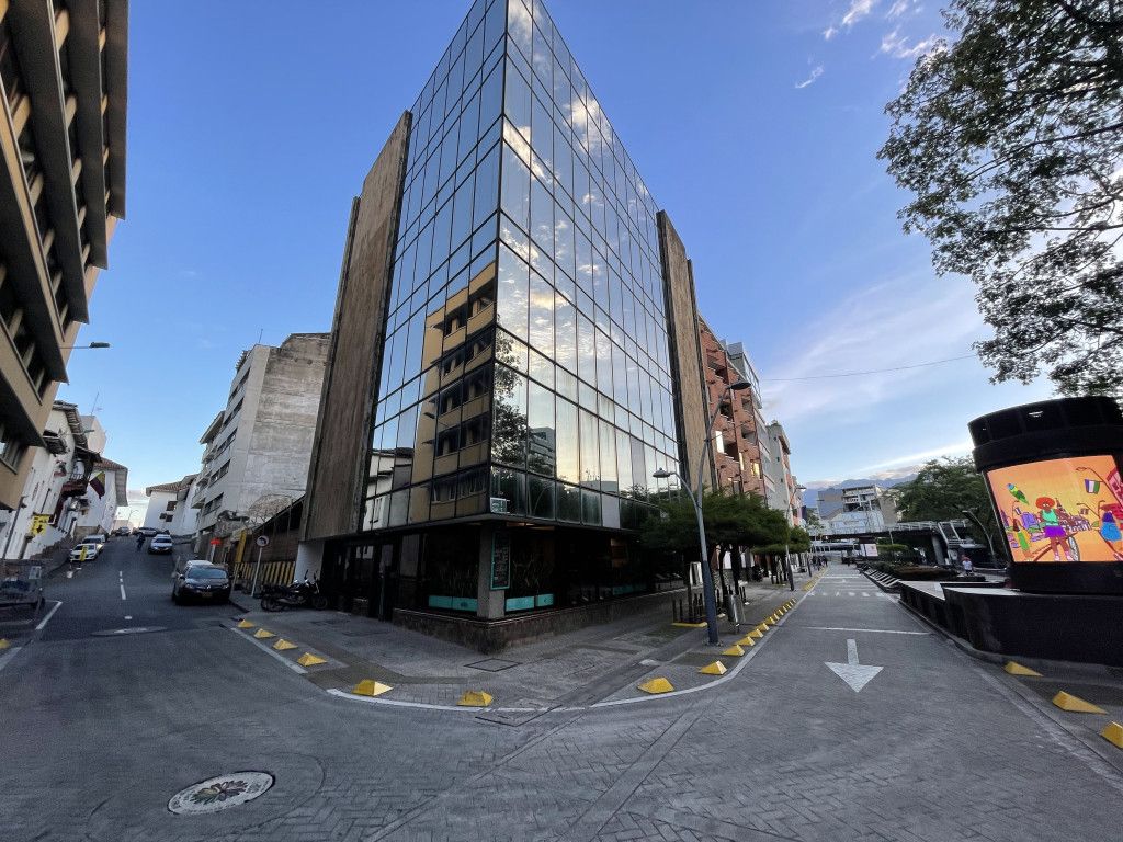 Oficina en arriendo Valle Del Cauca Cali La Merced 145 m2 Habitaciones 0 Baños 3 Garajes 0 Precio $4720000